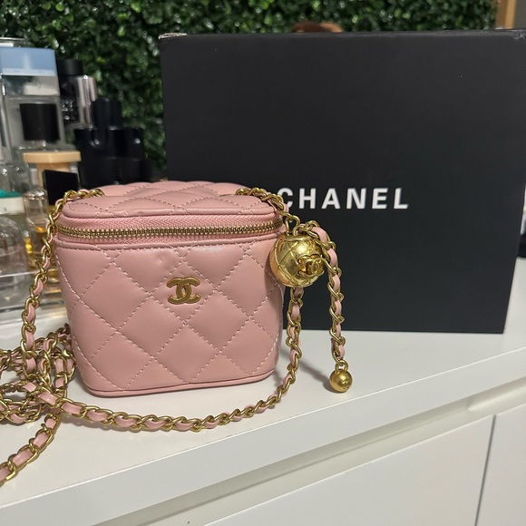Chanel Mini pink bag - Picture 2 of 5